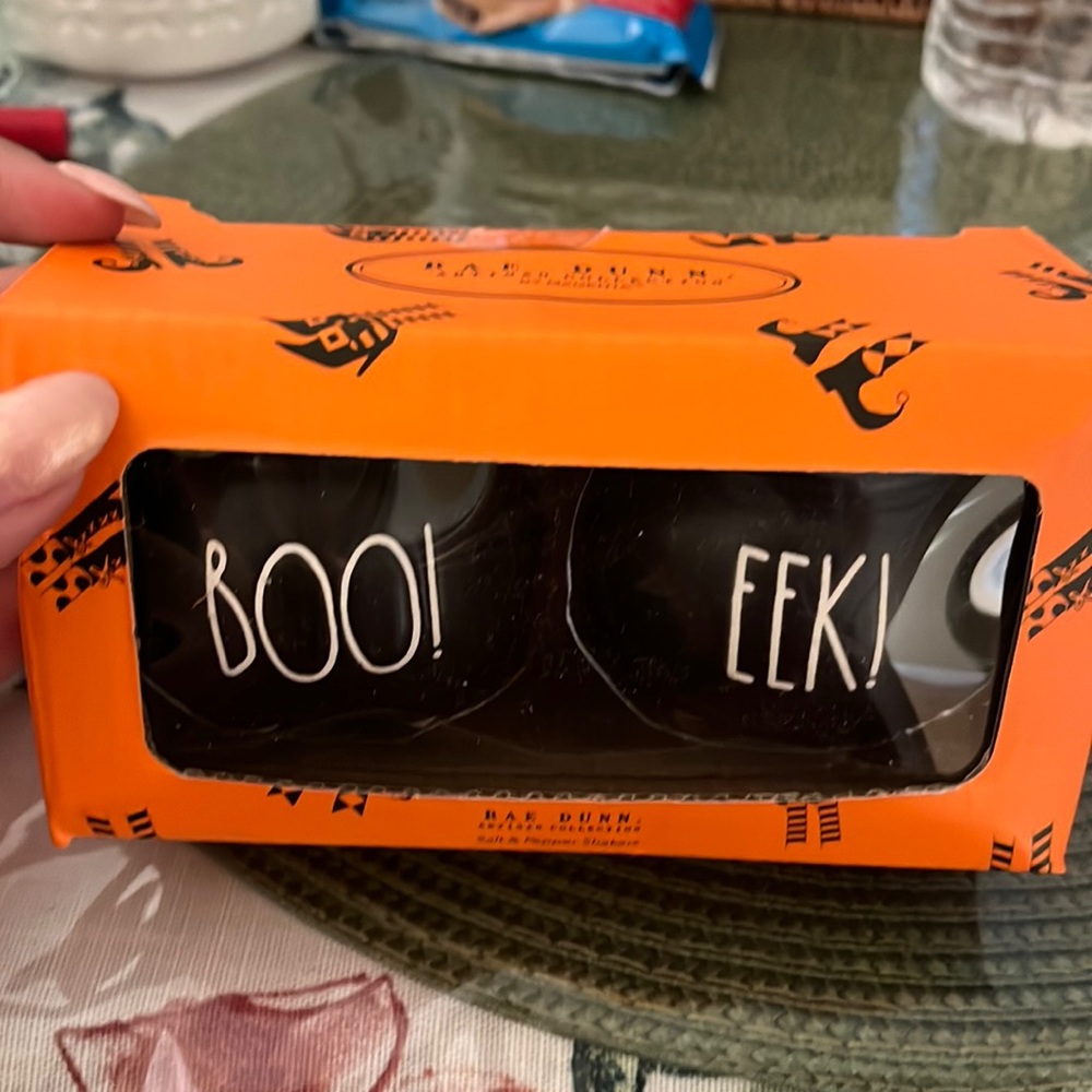 rae dunn halloween salt and pepper shakers